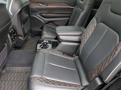 2023 Jeep Grand Cherokee L Summit