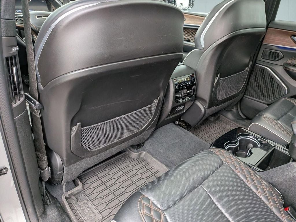 2023 Jeep Grand Cherokee L Summit