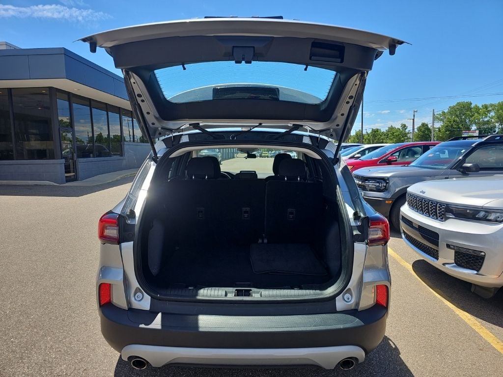 2023 Ford Escape Base