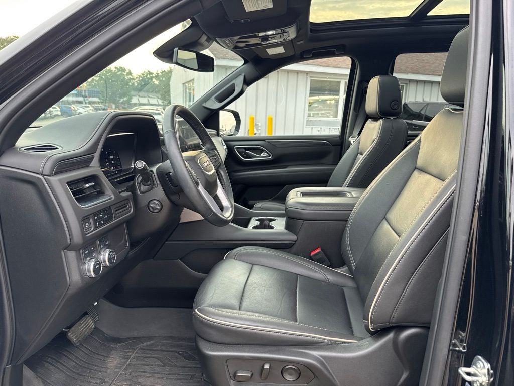 2024 GMC Yukon SLT