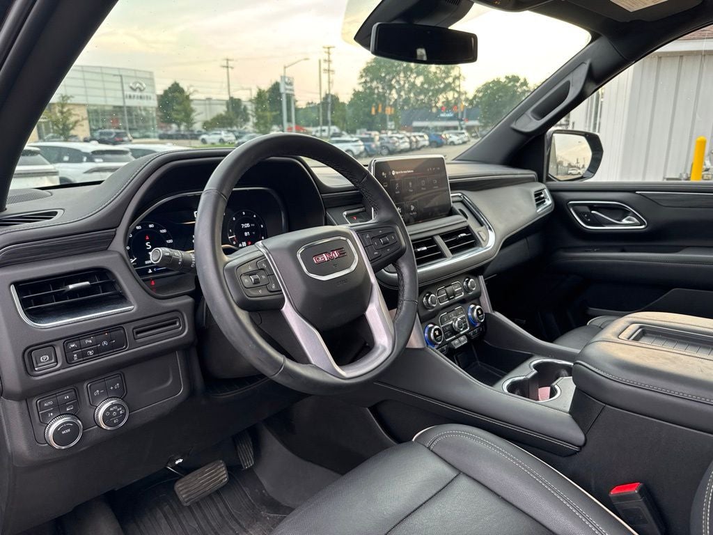 2024 GMC Yukon SLT