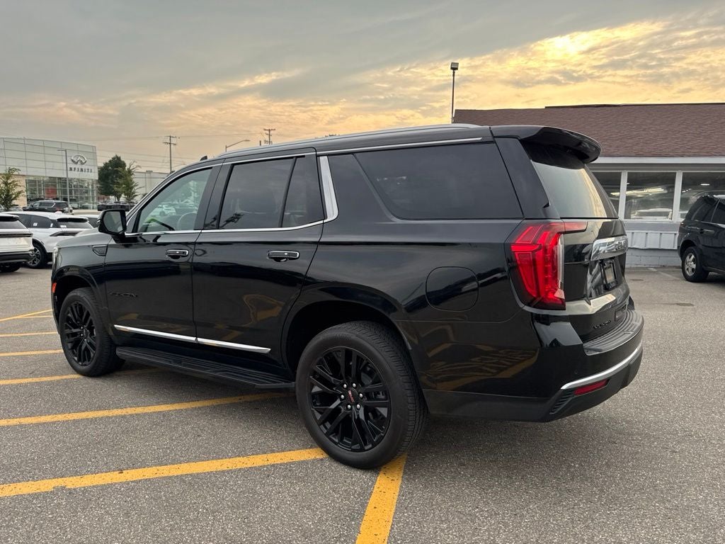 2024 GMC Yukon SLT