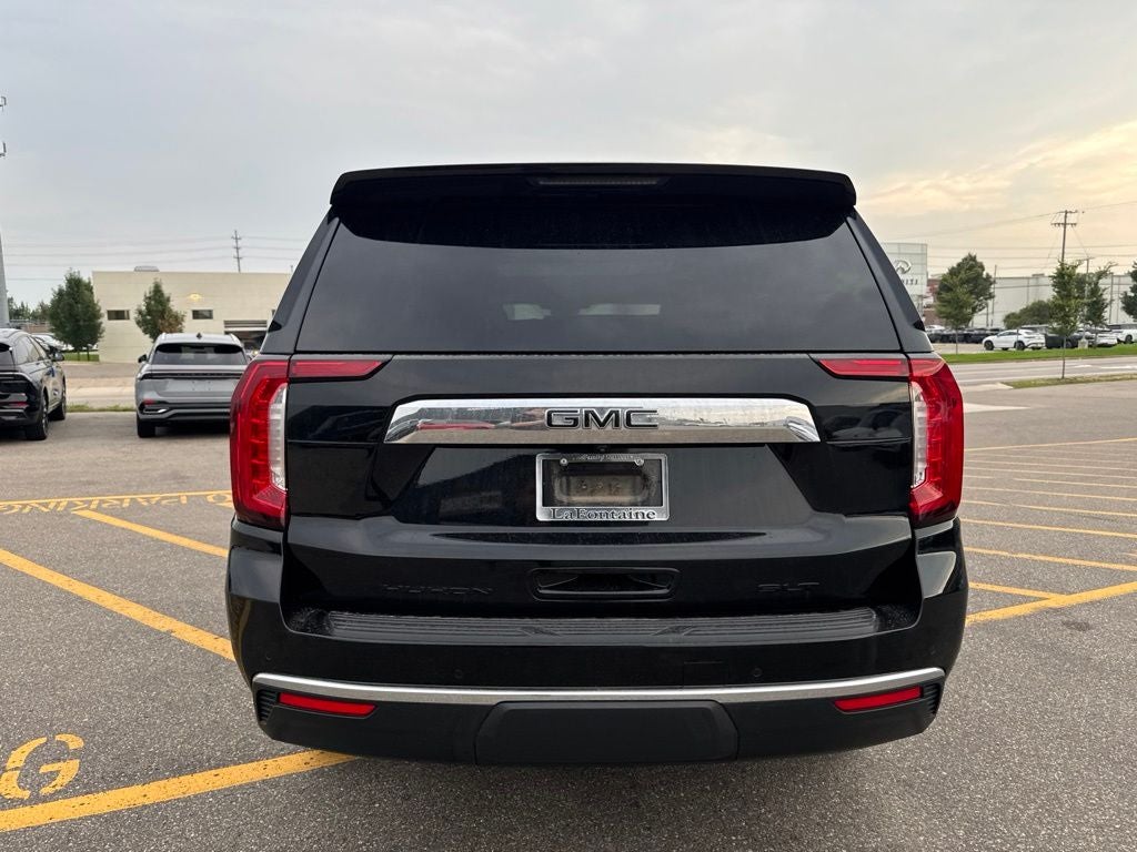 2024 GMC Yukon SLT