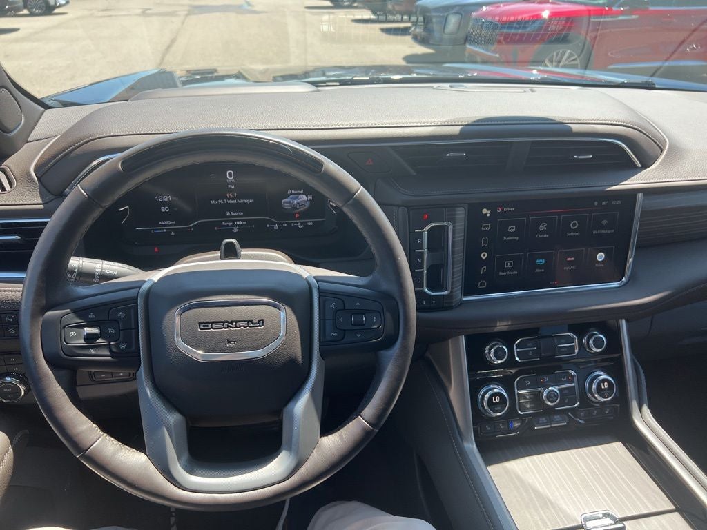 2023 GMC Yukon XL Denali