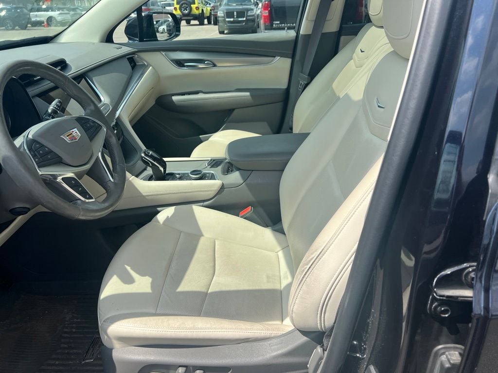 2021 Cadillac XT5 Premium Luxury