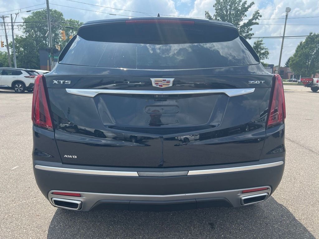 2021 Cadillac XT5 Premium Luxury
