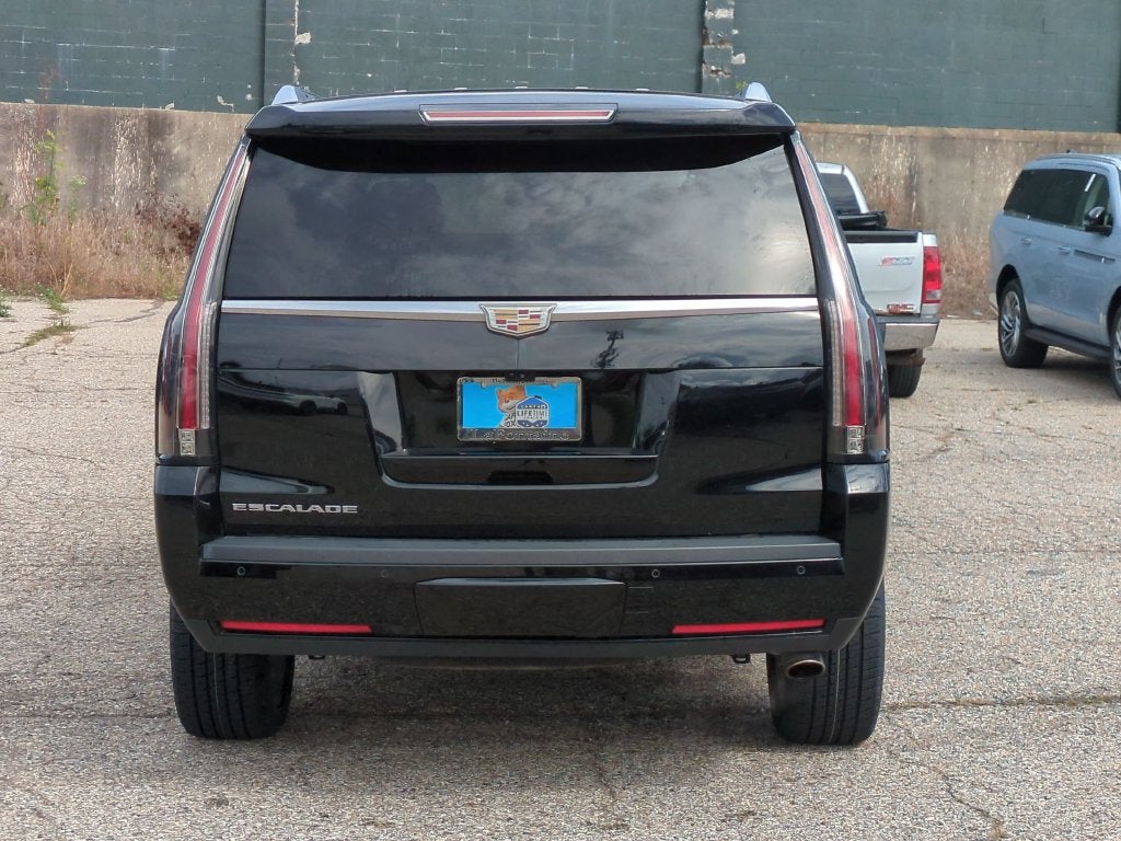 2020 Cadillac Escalade Premium Luxury