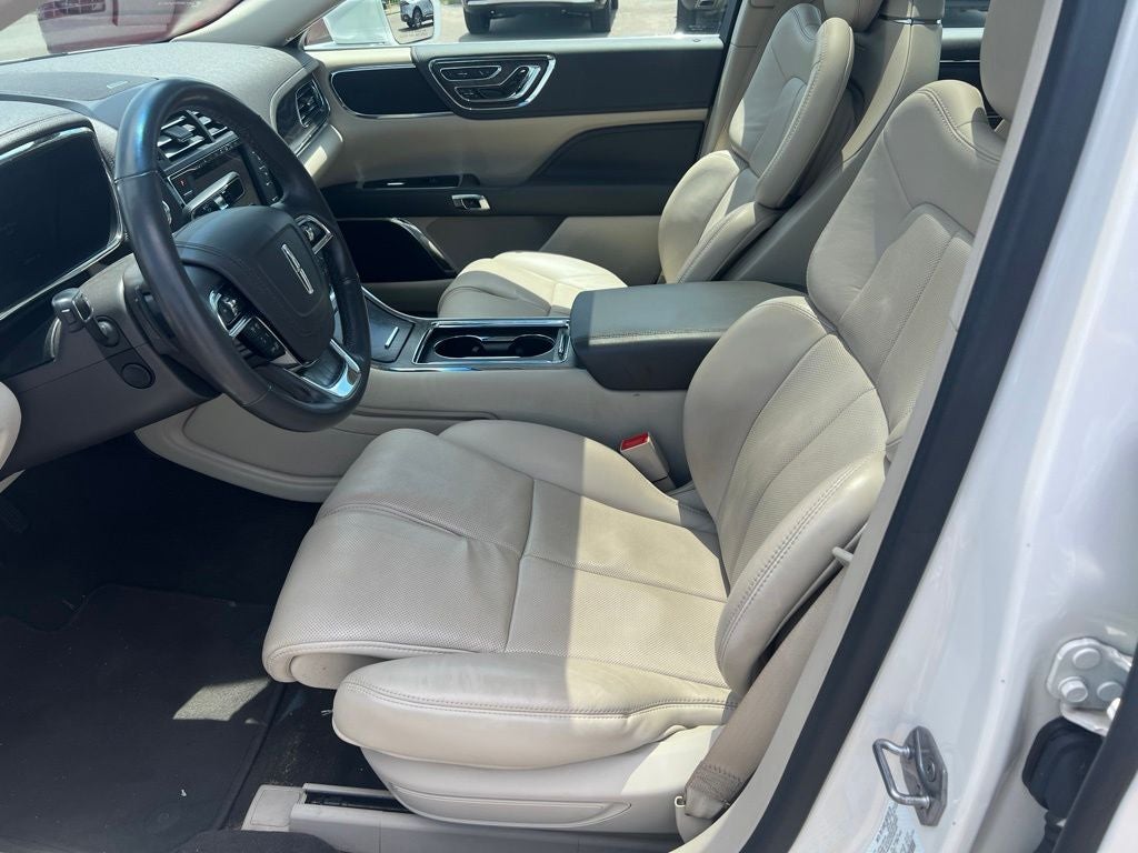 2019 Lincoln Continental Select