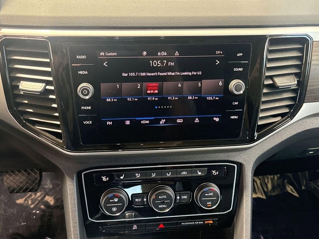 2022 Volkswagen Atlas 3.6L V6 SE w/Technology