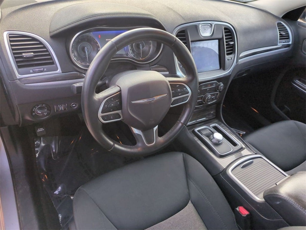 2018 Chrysler 300 Touring