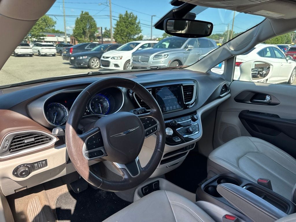 2019 Chrysler Pacifica Touring L