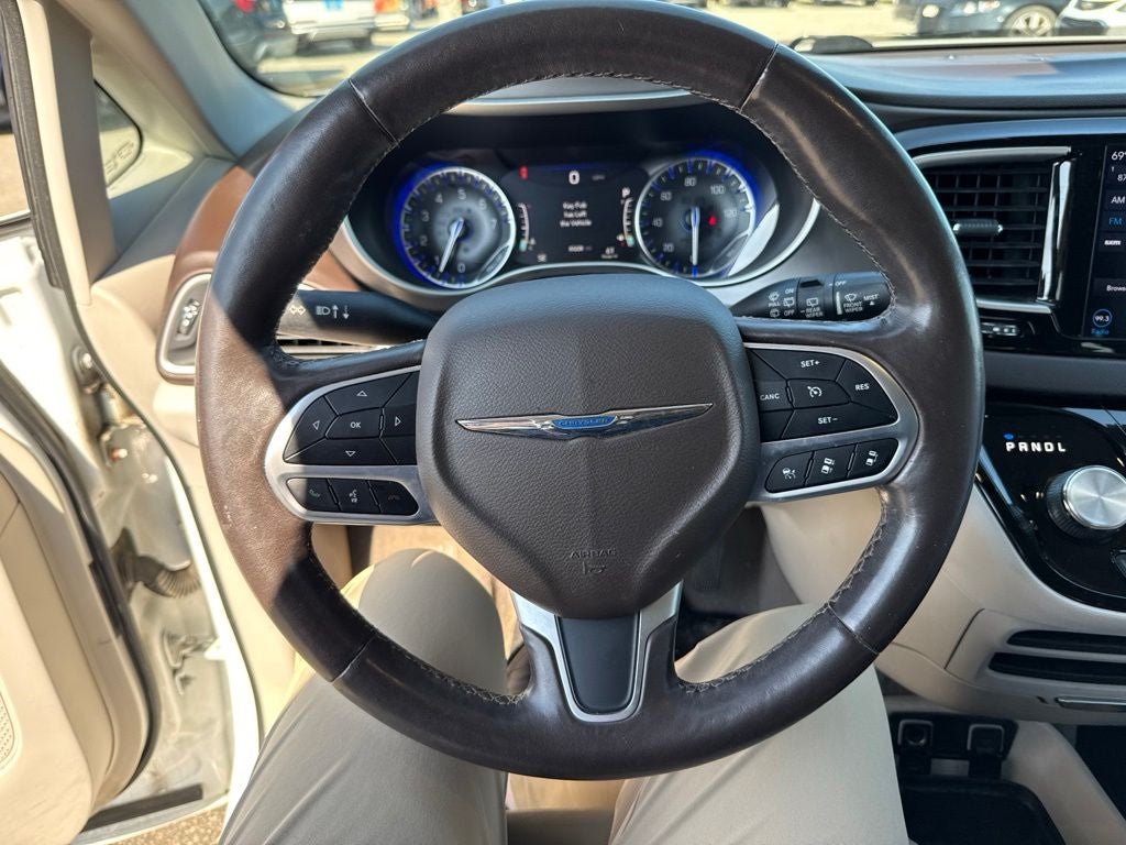 2019 Chrysler Pacifica Touring L