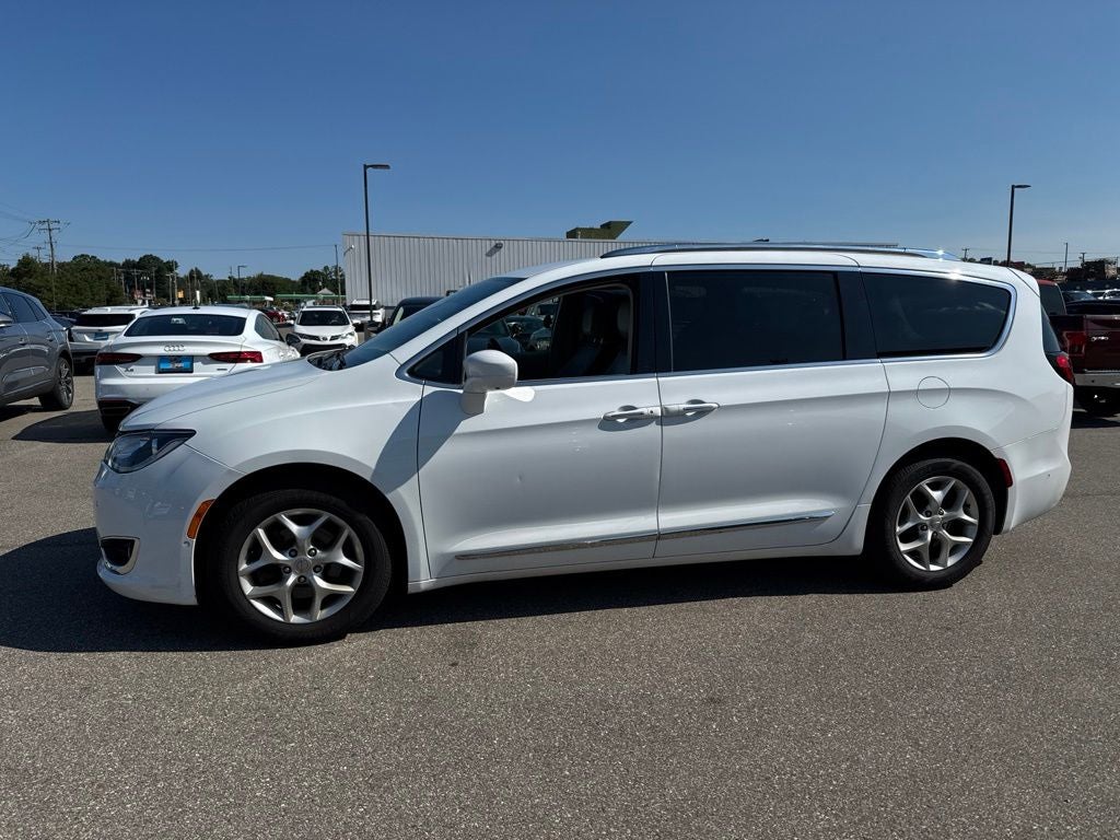 2019 Chrysler Pacifica Touring L