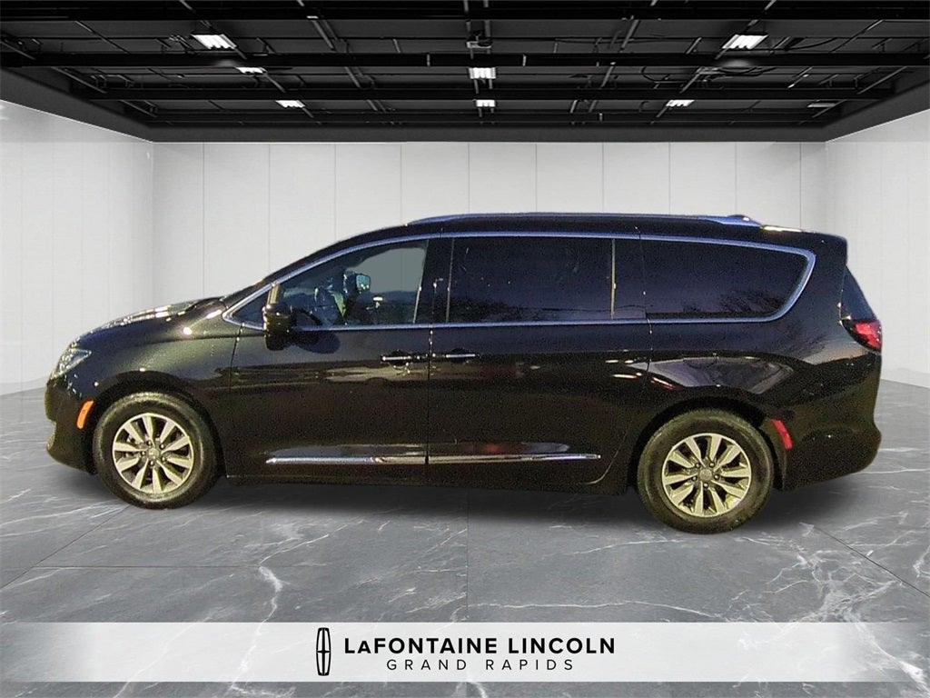 2020 Chrysler Pacifica Touring L Plus