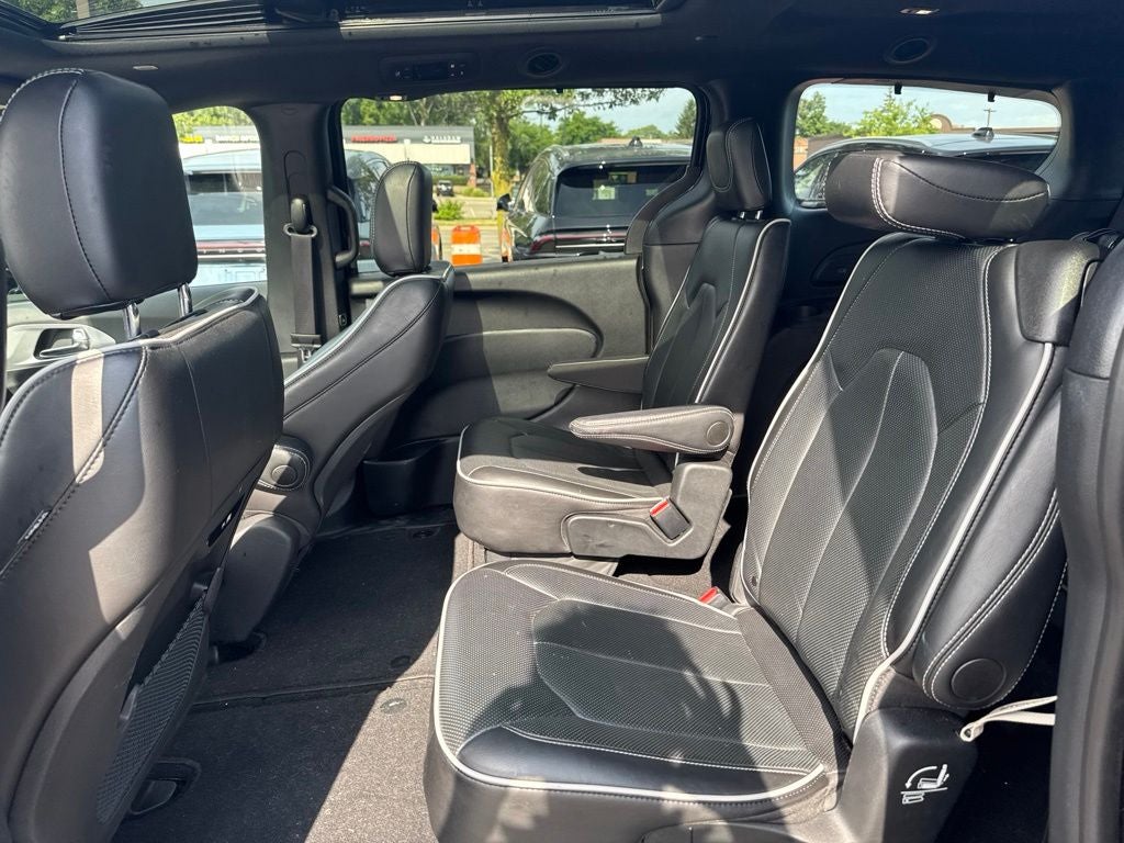 2025 Chrysler Pacifica Limited