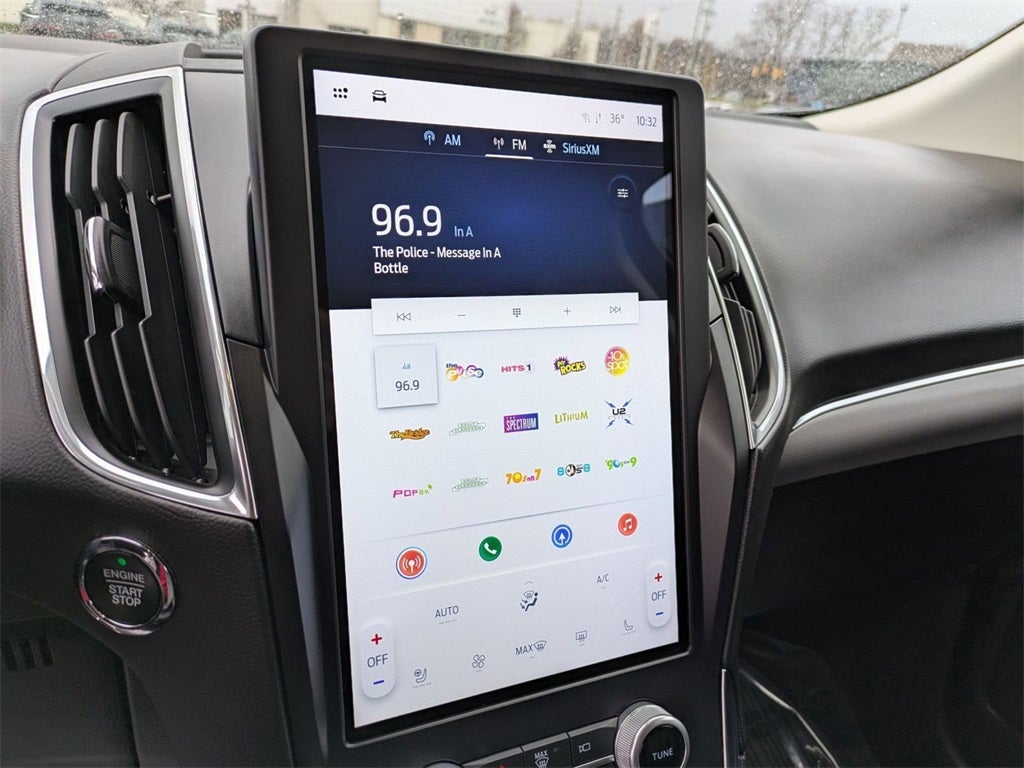 2022 Ford Edge Titanium