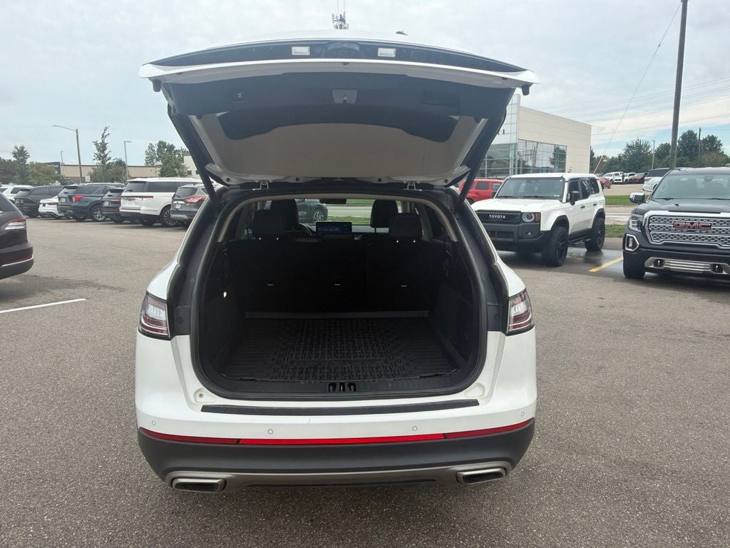 2023 Lincoln Nautilus Standard