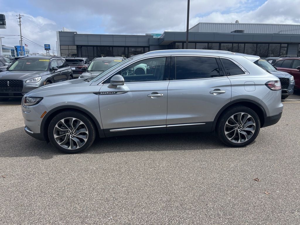 2022 Lincoln Nautilus Reserve