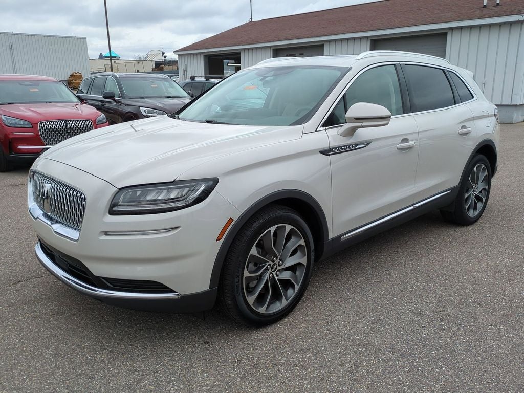 2023 Lincoln Nautilus Reserve