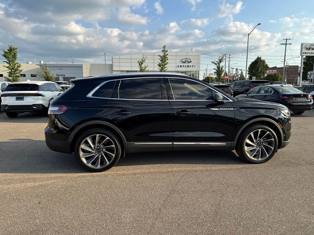2022 Lincoln Nautilus Reserve
