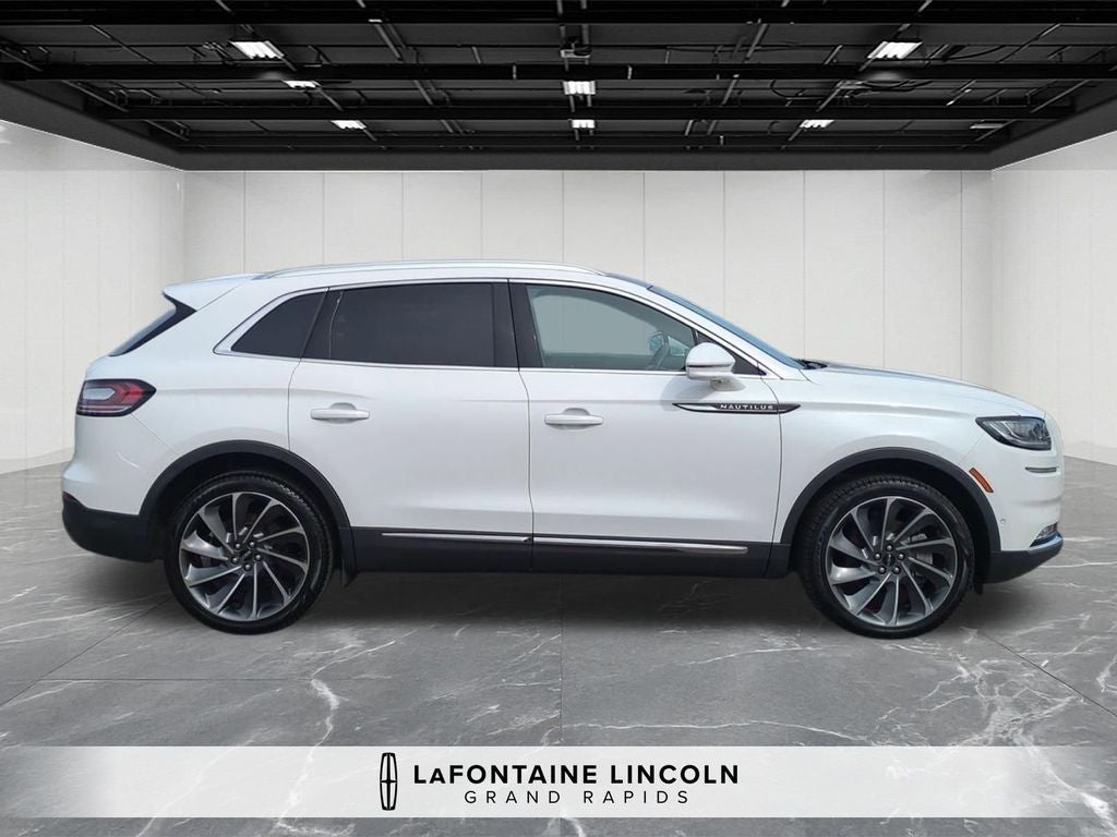2022 Lincoln Nautilus Reserve