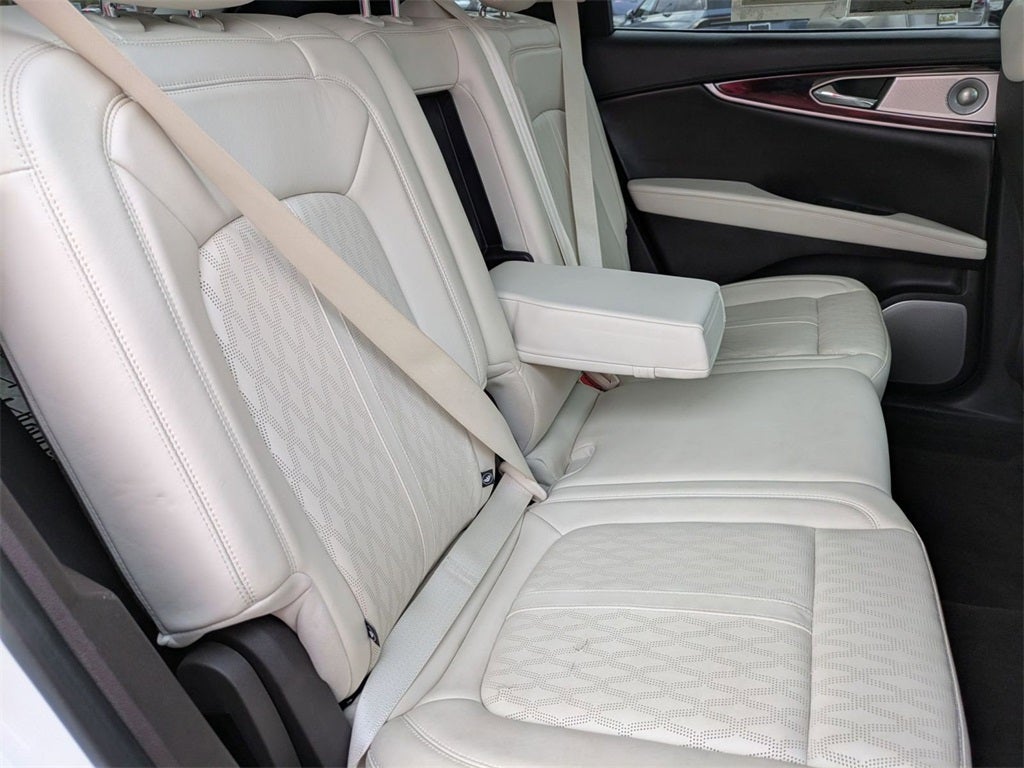 2022 Lincoln Nautilus Black Label