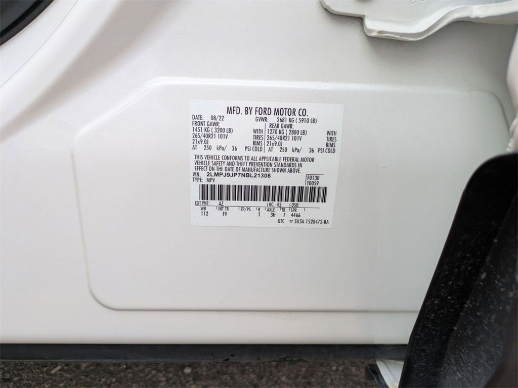 2022 Lincoln Nautilus Black Label