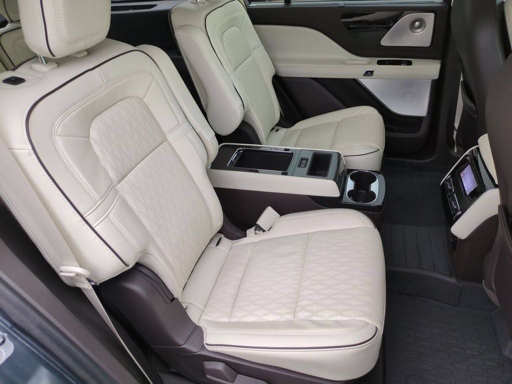 2023 Lincoln Aviator Black Label