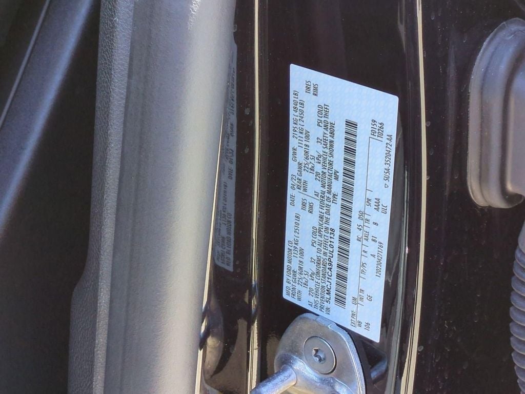 2023 Lincoln Corsair Standard