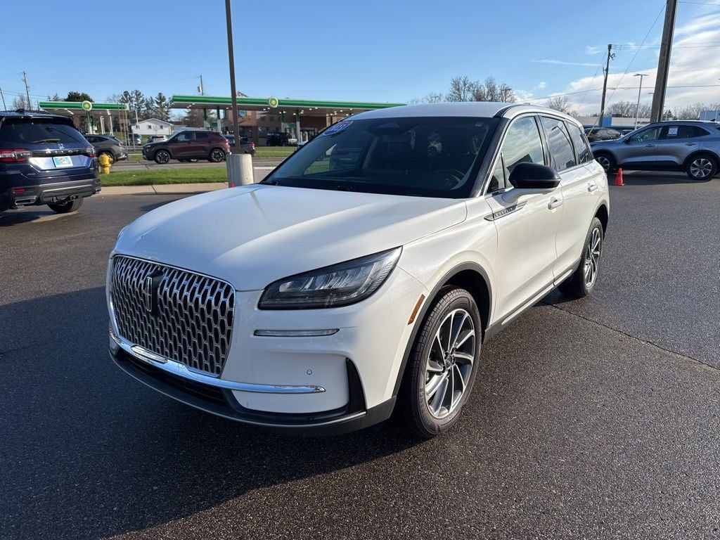 2023 Lincoln Corsair Standard