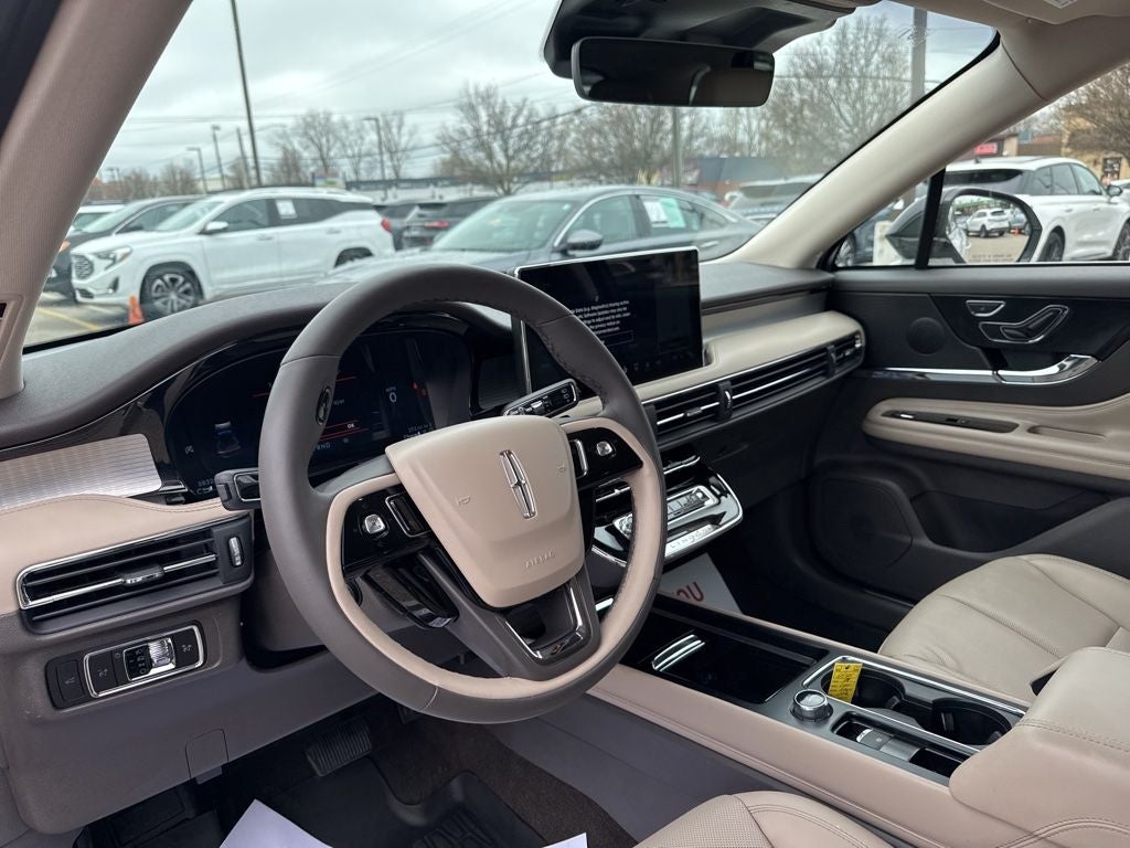 2023 Lincoln Corsair Standard