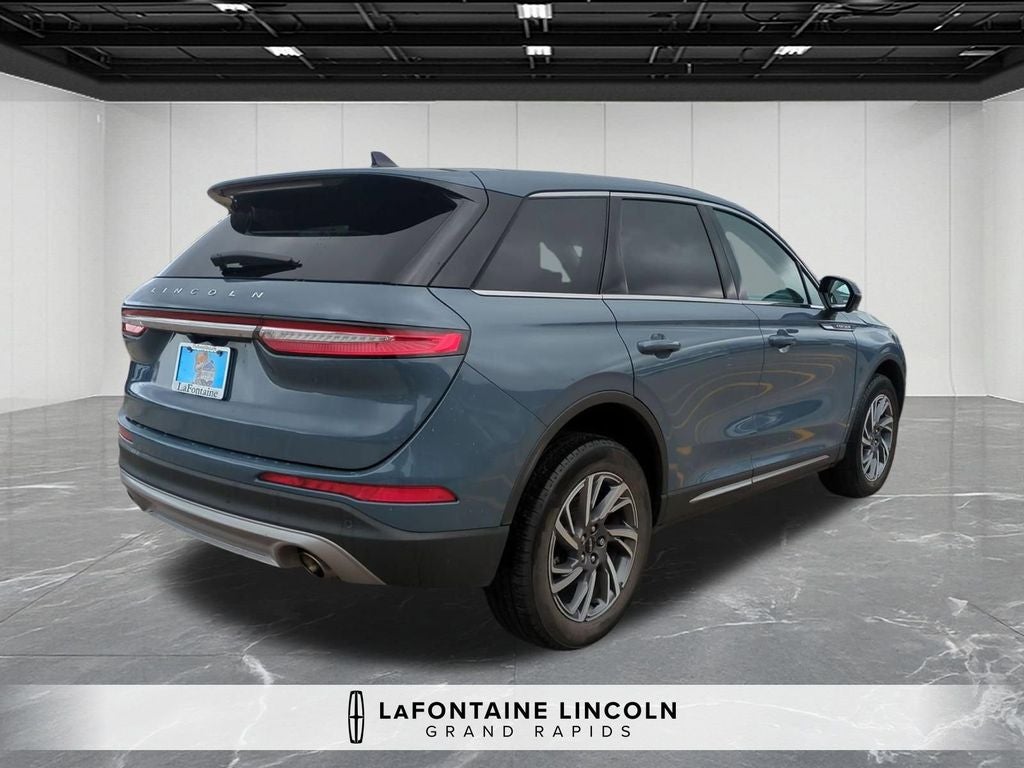 2023 Lincoln Corsair Standard