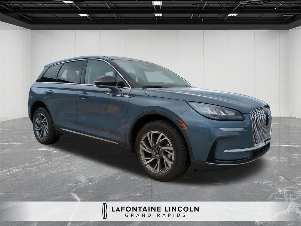 2023 Lincoln Corsair Standard