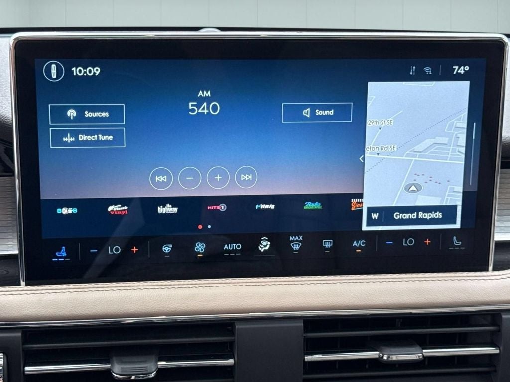 2024 Lincoln Corsair Premiere