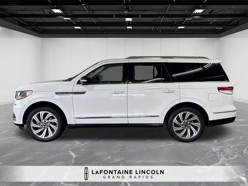 2022 Lincoln Navigator Reserve