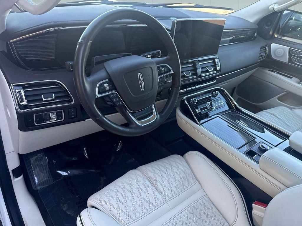 2023 Lincoln Navigator Black Label