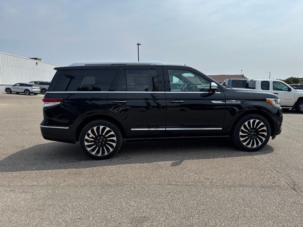 2024 Lincoln Navigator Black Label