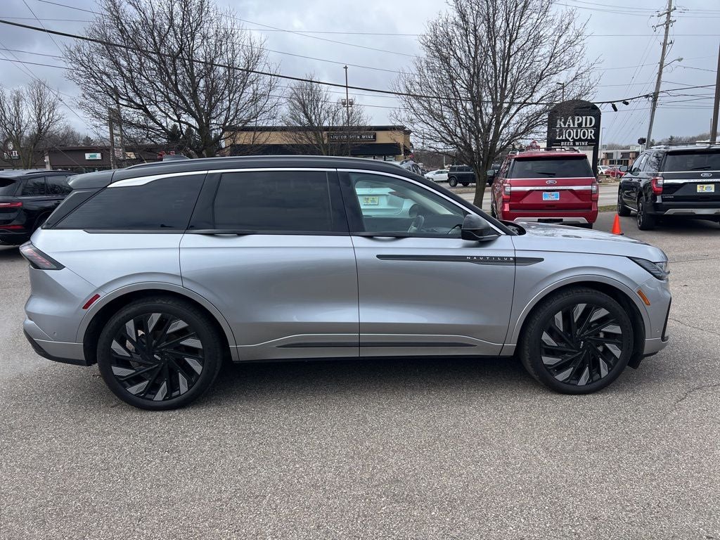 2024 Lincoln Nautilus Black Label