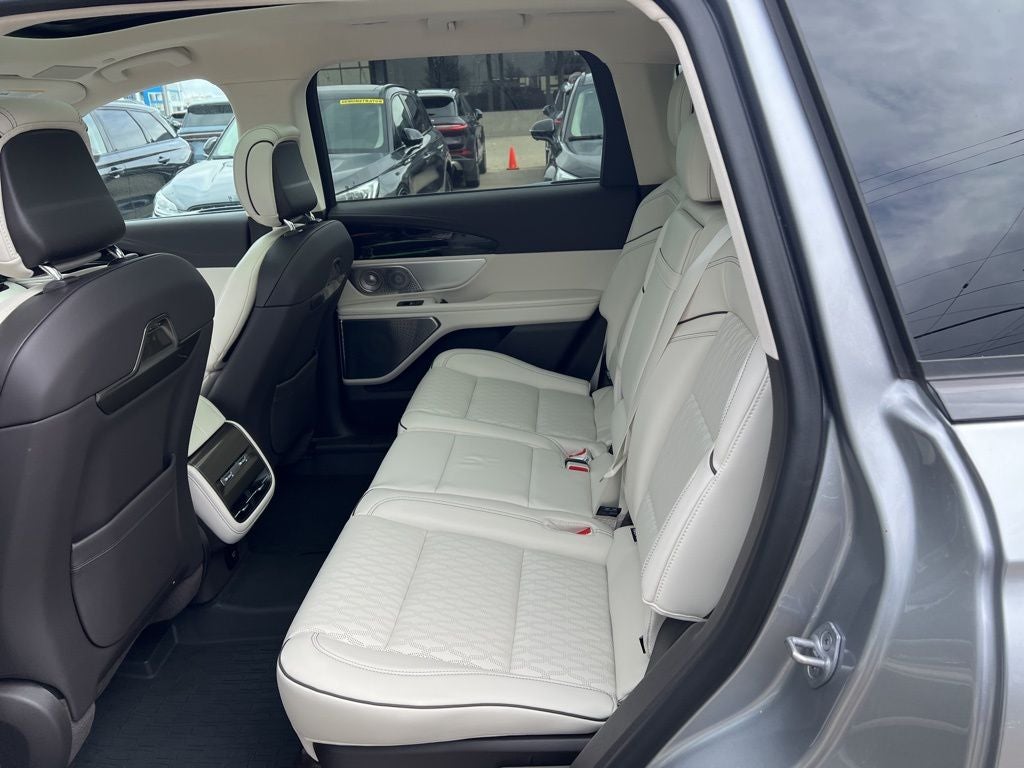 2024 Lincoln Nautilus Black Label