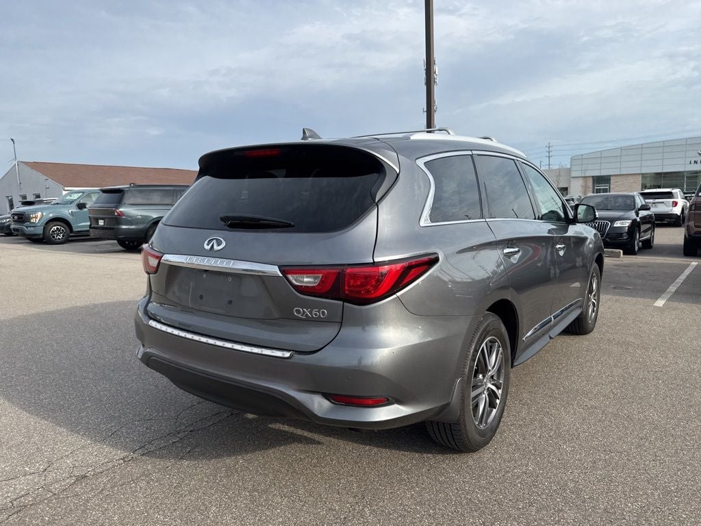 2017 INFINITI QX60 Base
