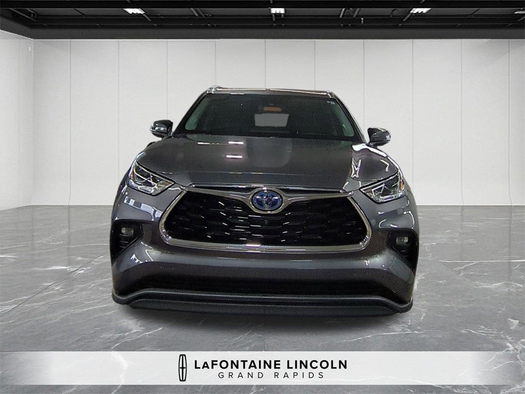 2022 Toyota Highlander Hybrid Limited