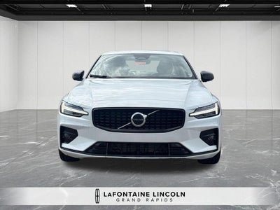 2024 Volvo S60 B5 Core Dark Theme
