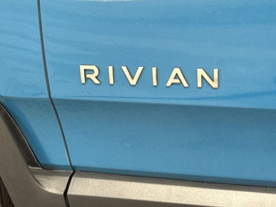 2025 Rivian R1S Adventure Dual Motor Standard Pack