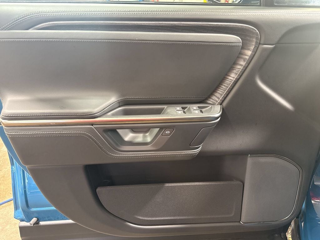 2025 Rivian R1S Adventure Dual Motor Standard Pack