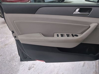 2016 Hyundai Sonata Hybrid SE