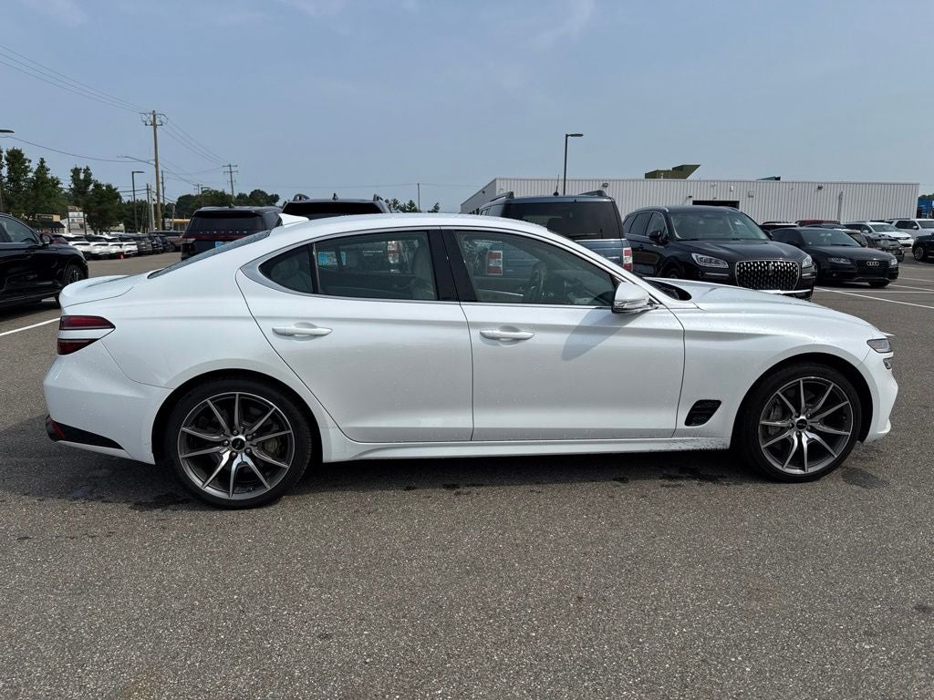 2024 Genesis G70 2.5T