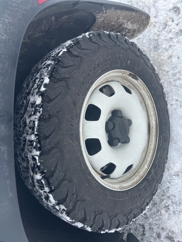 2023 Land Rover Defender 110 S