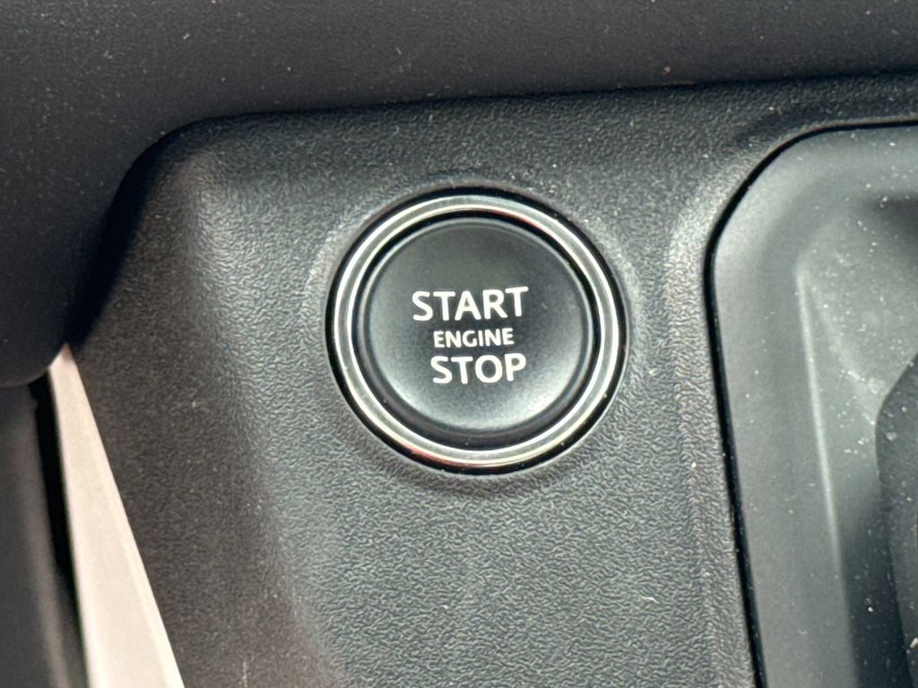 2025 Land Rover Defender 110 S