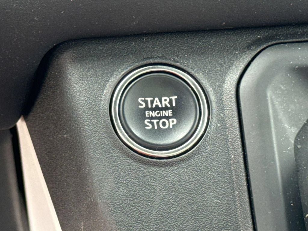 2025 Land Rover Defender 110 S