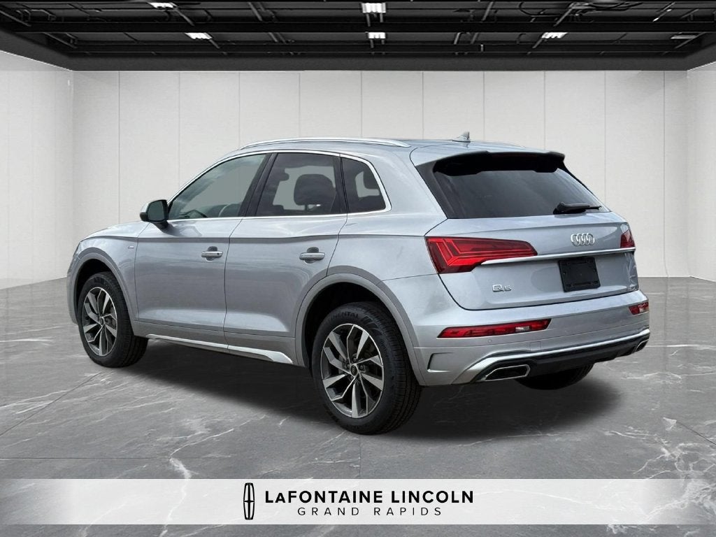 2024 Audi Q5 45 S line Premium quattro
